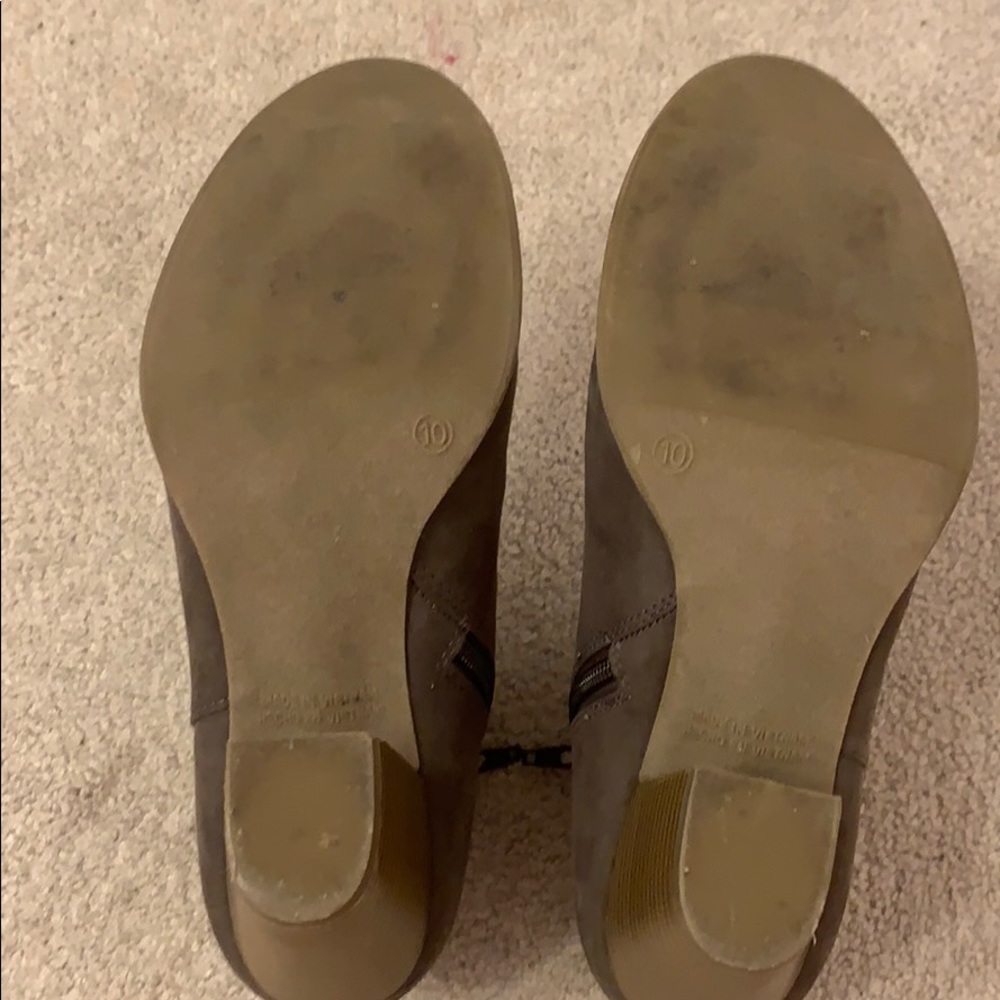 GAP Booties - Picture 3 of 4